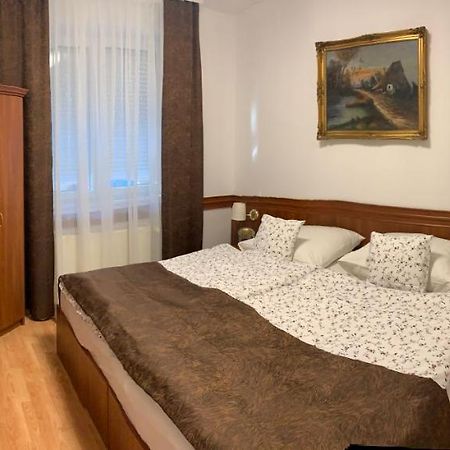 Konig Apartman Хевиз Экстерьер фото