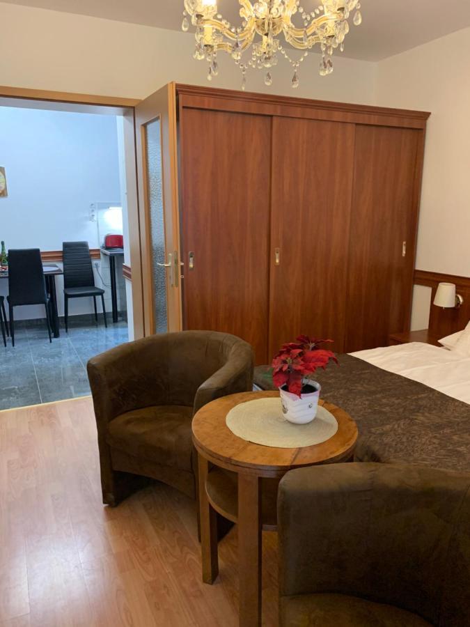 Konig Apartman Хевиз Экстерьер фото